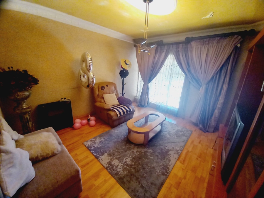 3 Bedroom Property for Sale in Vaalpark Free State